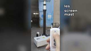 telescopische mast met led-scherm